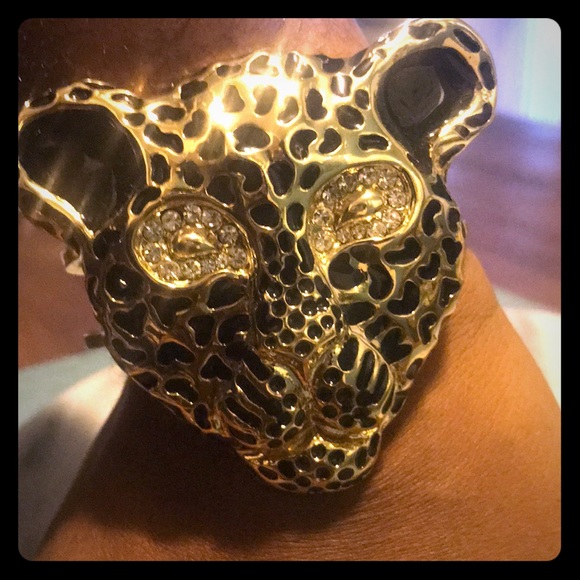Leopard Cuff - Picture 2 of 4